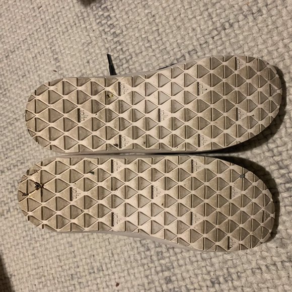 Volta Men's Hi-Top Sneakers - Picture 5 of 6